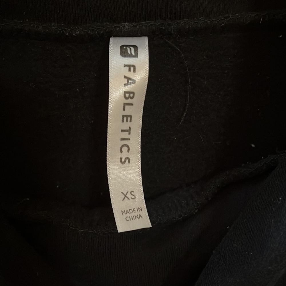 Fabletics Very Soft, Cute Comfortable Sweater - image 2